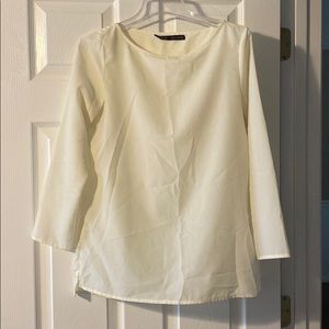 Zara Blouse w button back detail